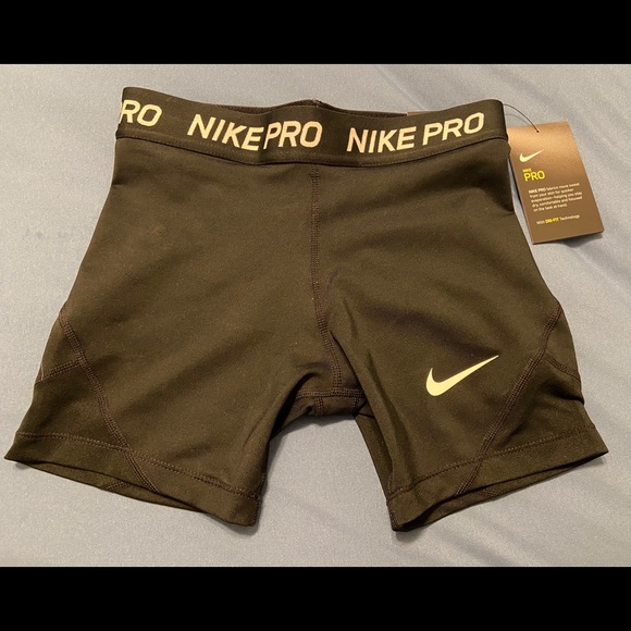 Nike Other - Girls Nike Pro Shorts 🩳 NWT!